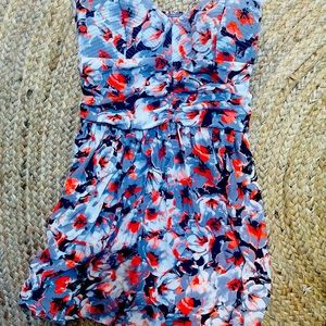 1 top sheer long sleeve green Roseandolive size medium, 1 suit cover up, 2 dress